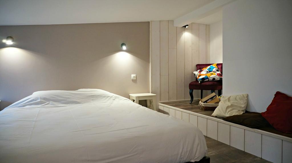Little Suite - Nathan Lille Cameră foto