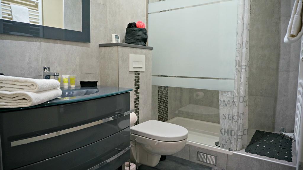Little Suite - Nathan Lille Cameră foto